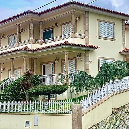 Luxury Guest House Pacos de Ferreira Esterno foto