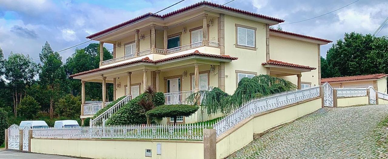 Luxury Guest House Pacos de Ferreira Esterno foto